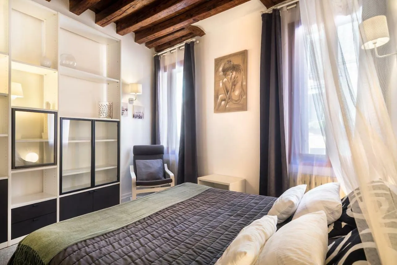 Terrazzina - Romantic Pied A Terre At The Heart Of Cannaregio District Wenecja 0*,  Włochy