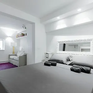  Apartment Pantheon Experience Italy